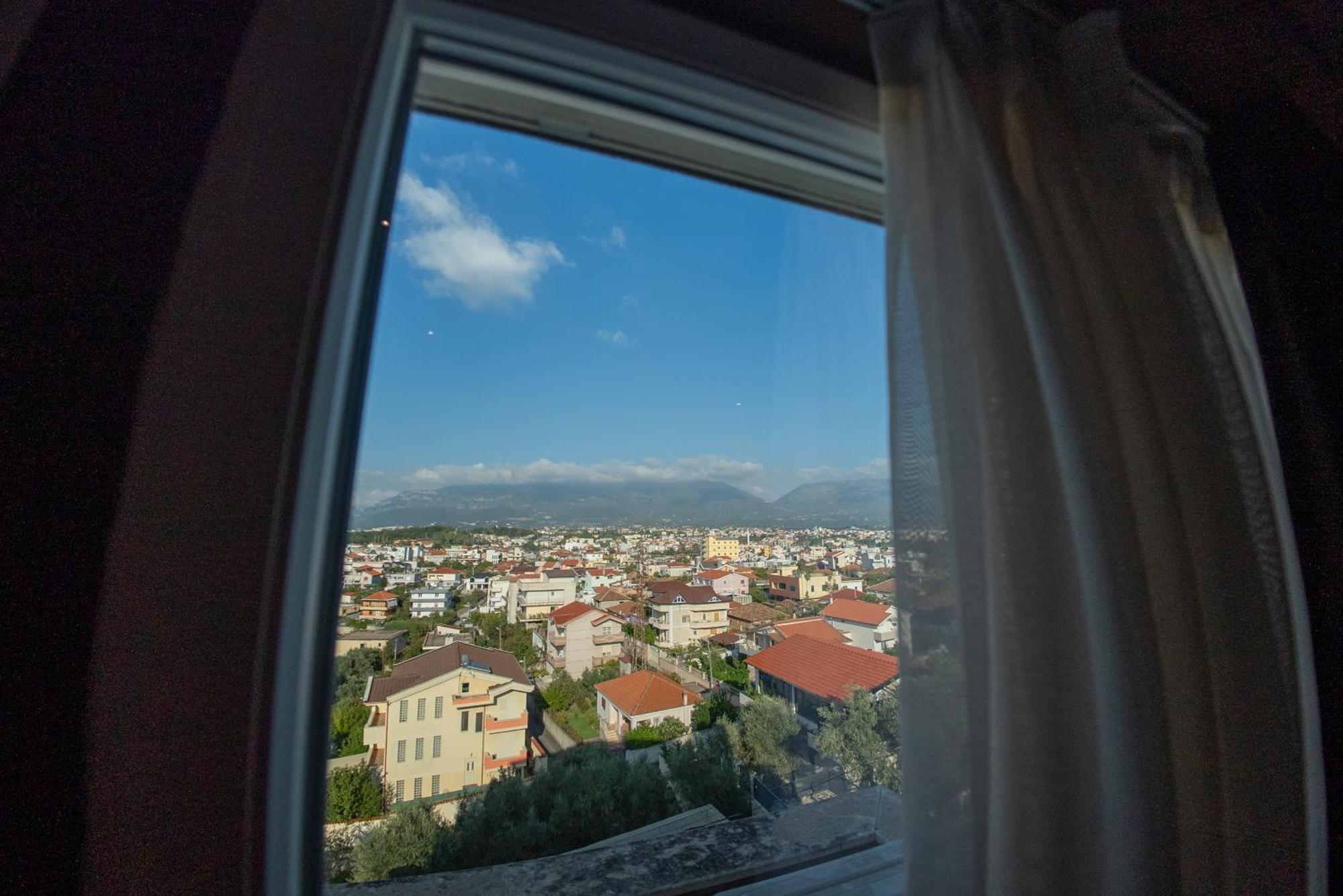 Olivar Hotel Tirana Selitë e Vogël Екстериор снимка