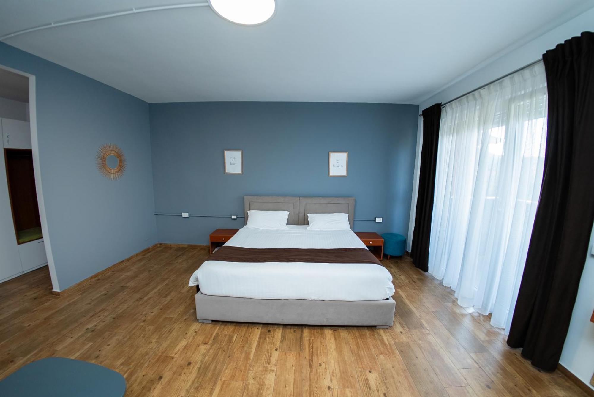 Olivar Hotel Tirana Selitë e Vogël Екстериор снимка