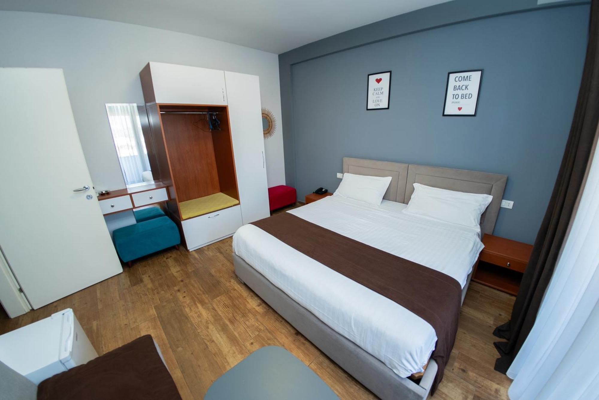Olivar Hotel Tirana Selitë e Vogël Екстериор снимка