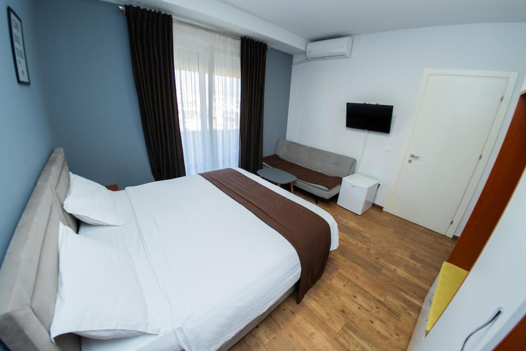 Olivar Hotel Tirana Selitë e Vogël Екстериор снимка